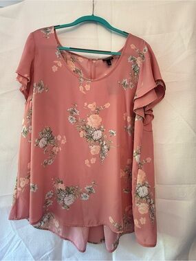 Torrid Dusty Rose Floral Ruffle Sleeve Blouse